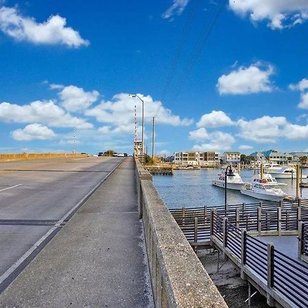 Middle Sound Hideaway~Beaches, Shopping, Families Villa Wilmington Eksteriør billede