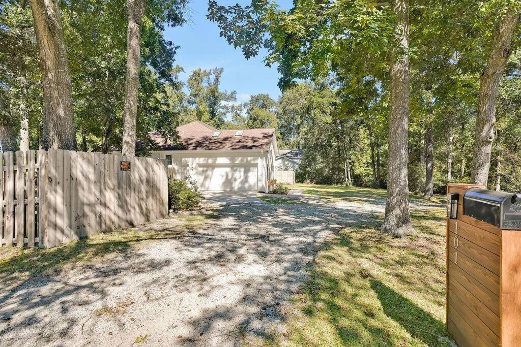 Middle Sound Hideaway~Beaches, Shopping, Families Villa Wilmington Eksteriør billede